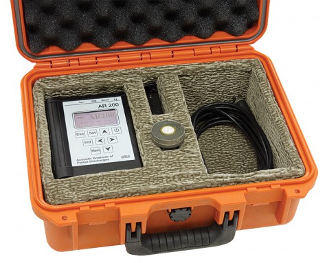 AR 200 - переносный прибор для поиска и анализа акустических частич-ных разрядов.