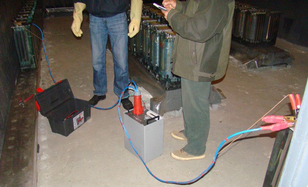 Прибор для испытания аккумуляторных батарей ТАБ-1